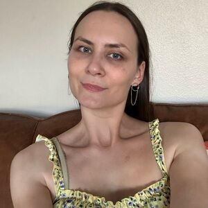 Meet your Posher, Marina